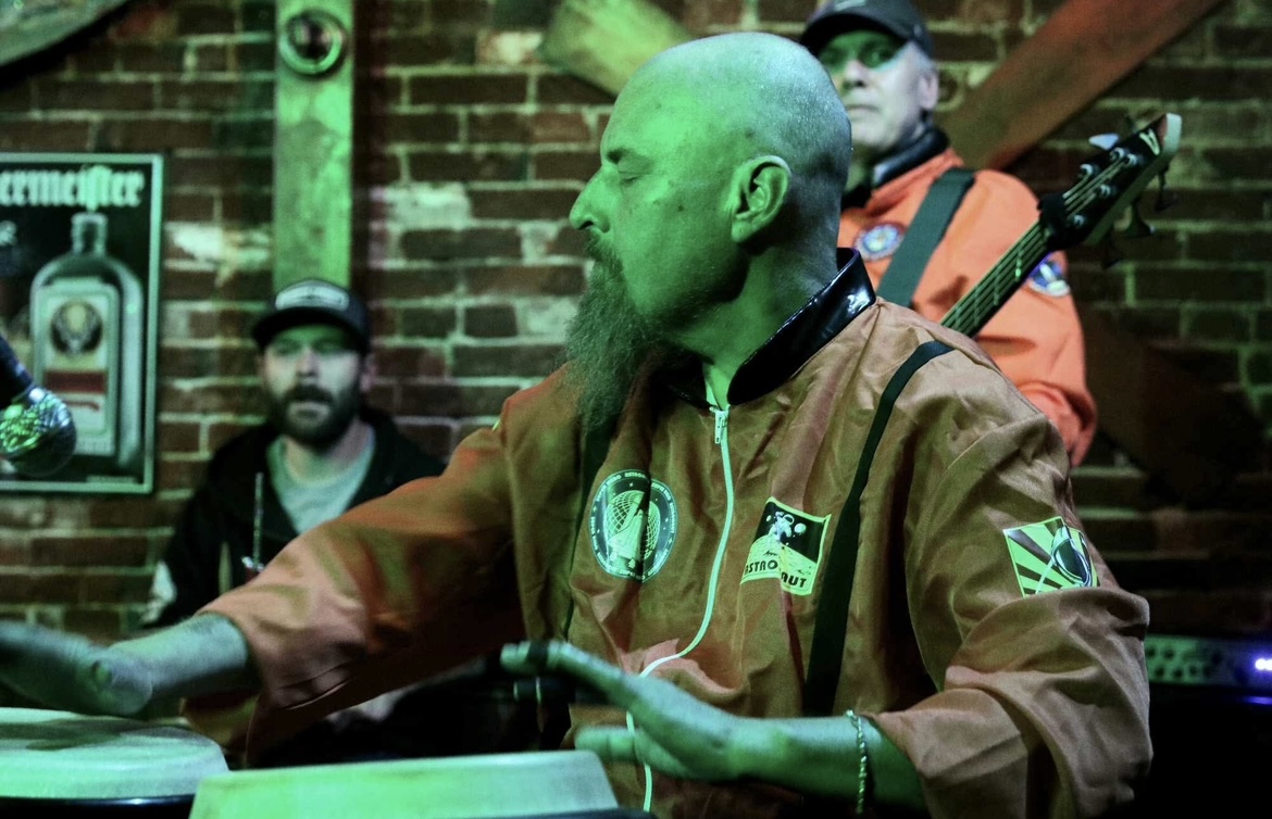 2025-10-31_LIVE AT THE STAGGER INN AGAIN