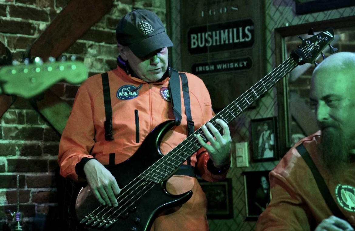 2025-10-31_LIVE AT THE STAGGER INN AGAIN