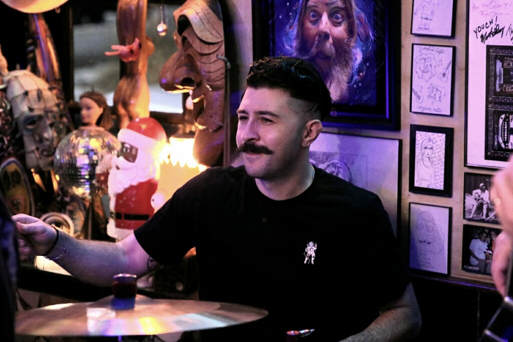 2026-02-05_LIVE AT VENICE CAFE